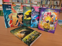 Zdjęcie Kwiecień - Znajdziesz mnie w Bibliotece
